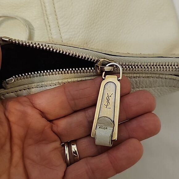 Vintage YSL Cream Leather Hobo - Picture 8 of 11